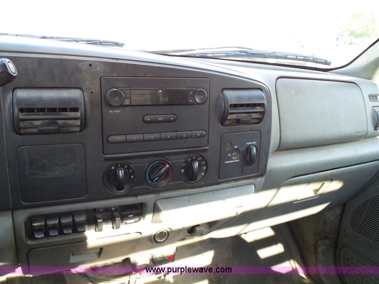 image for item K6538 2007 Ford F450 Super Duty XL dump flatbed truck