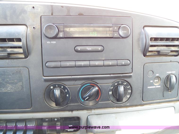 image for item K6538 2007 Ford F450 Super Duty XL dump flatbed truck