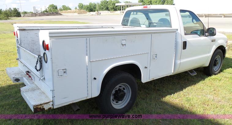 image for item K6539 2000 Ford F250 Super Duty XL utility truck