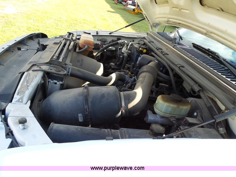 image for item K6539 2000 Ford F250 Super Duty XL utility truck