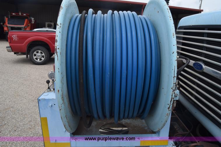 image for item K7283 1992 Ford L8000 vacuum truck