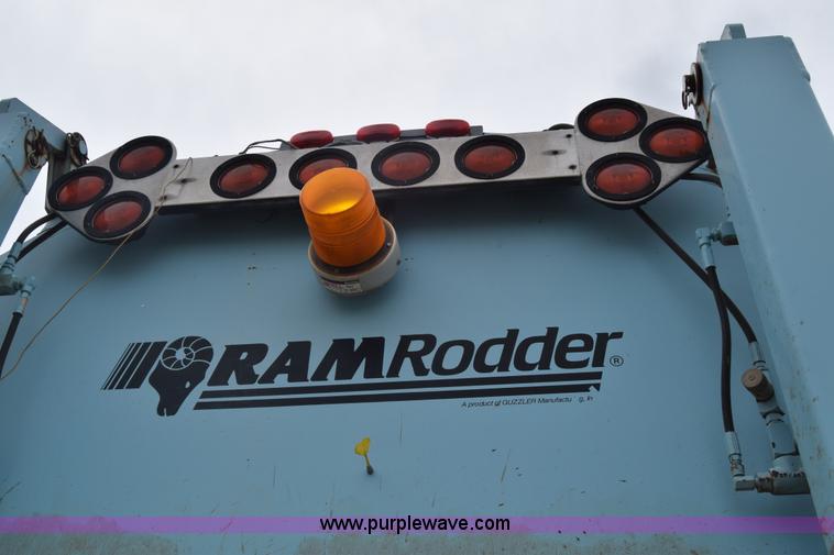 image for item K7283 1992 Ford L8000 vacuum truck