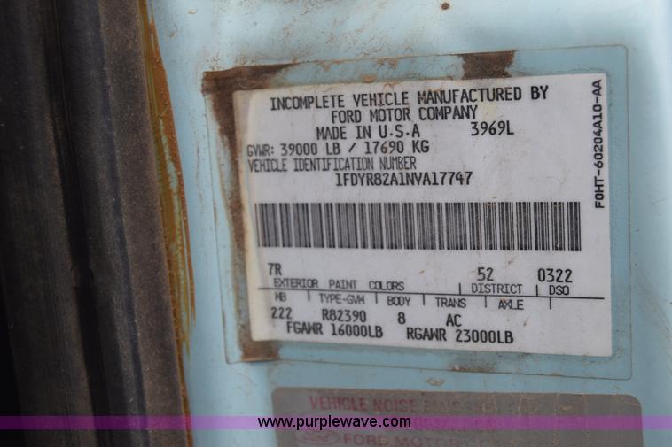 image for item K7283 1992 Ford L8000 vacuum truck