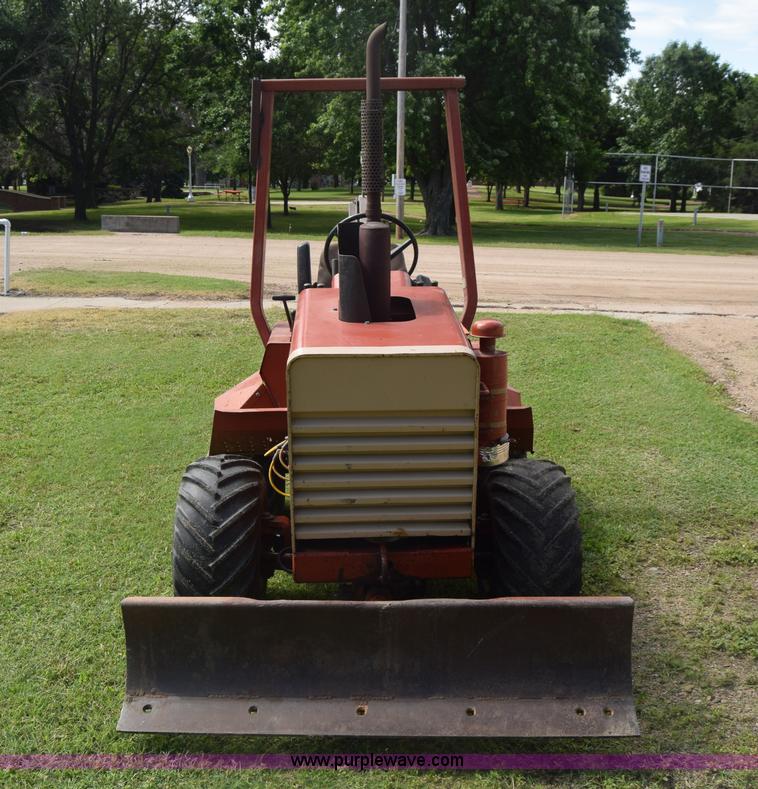 image for item K7313 Ditch Witch 2300 trencher