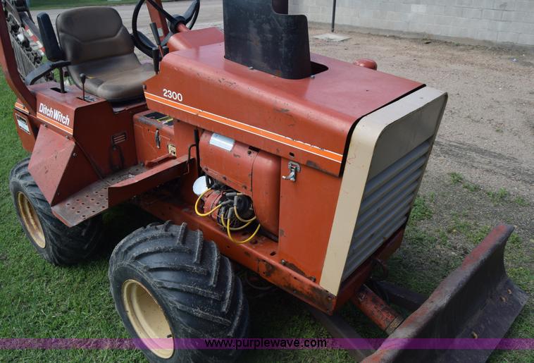 image for item K7313 Ditch Witch 2300 trencher
