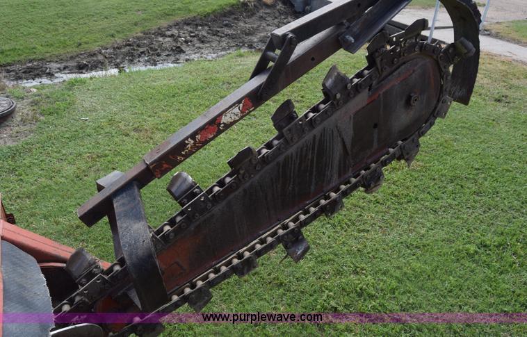 image for item K7313 Ditch Witch 2300 trencher