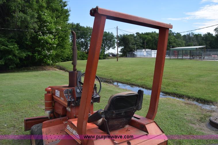 image for item K7313 Ditch Witch 2300 trencher