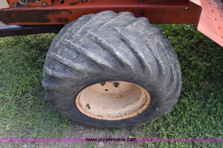 image for item K7313 Ditch Witch 2300 trencher