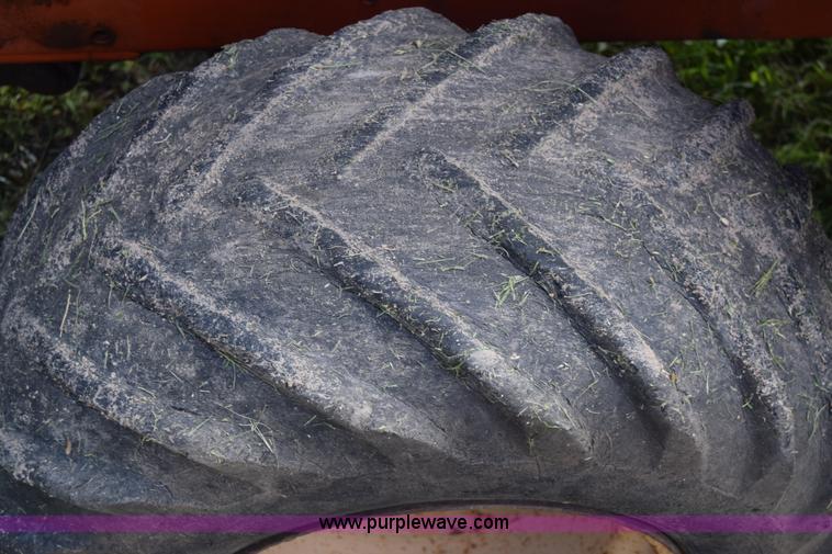 image for item K7313 Ditch Witch 2300 trencher