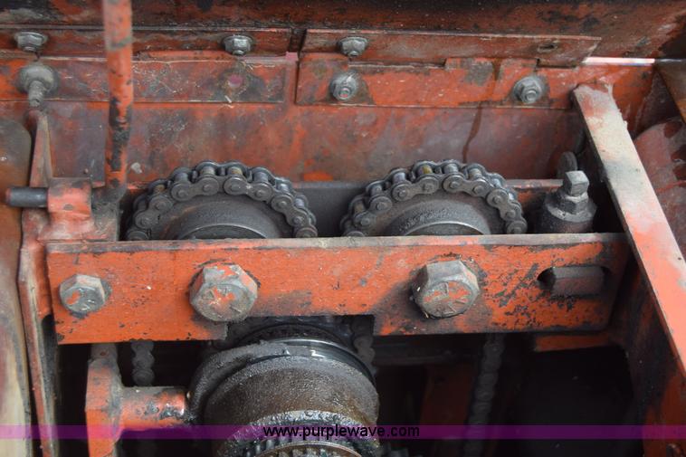 image for item K7313 Ditch Witch 2300 trencher