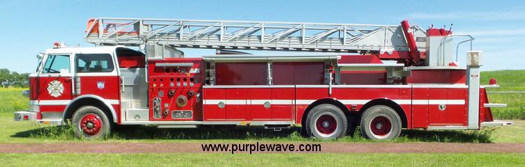 image for item L2011 1980 America La France fire truck