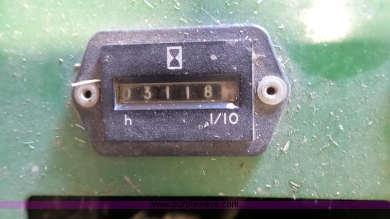 image for item L2012 1996 John Deere F935 lawn mower