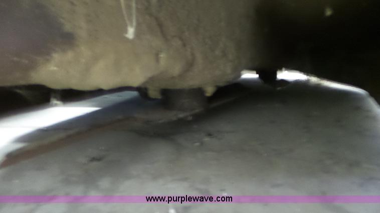 image for item L2012 1996 John Deere F935 lawn mower