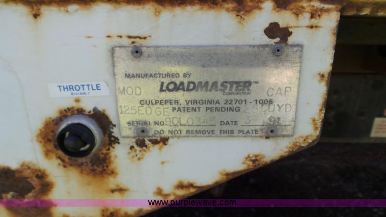 image for item L2014 1991 International 4900 refuse truck