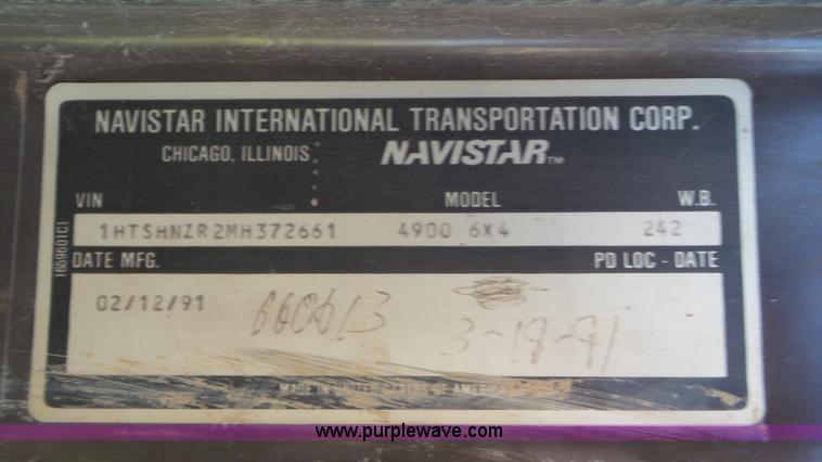 image for item L2014 1991 International 4900 refuse truck