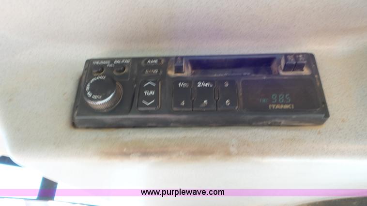 image for item L2020 Daewoo MG300V wheel loader