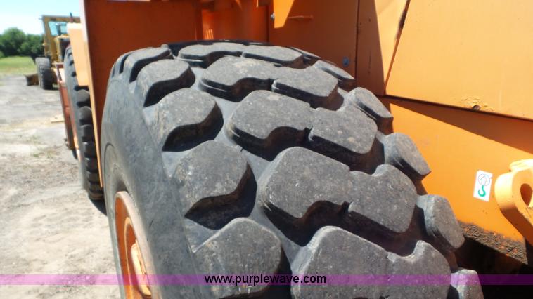 image for item L2020 Daewoo MG300V wheel loader
