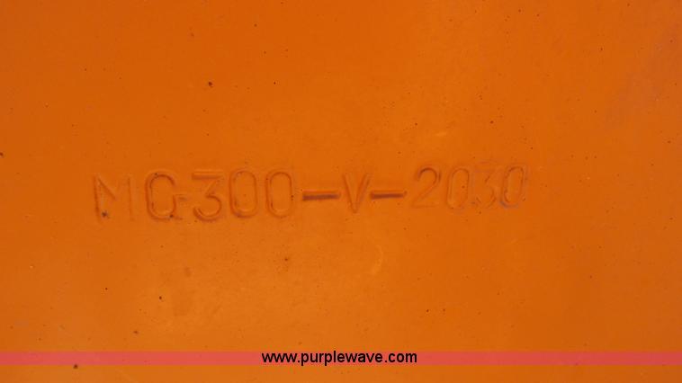 image for item L2020 Daewoo MG300V wheel loader