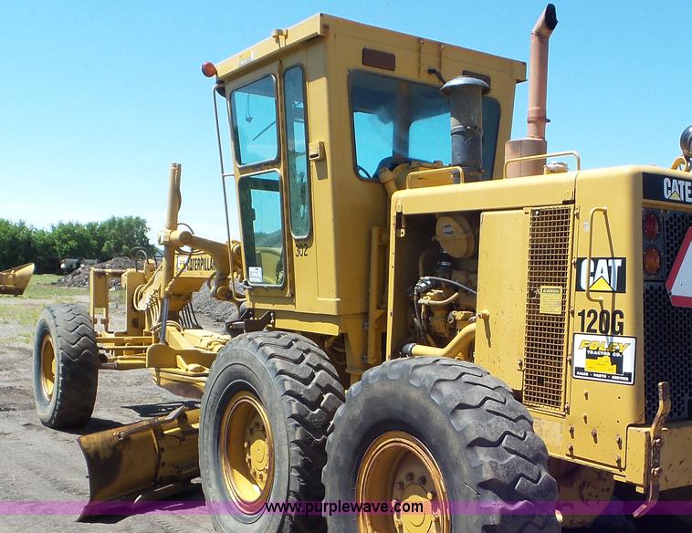 image for item L2021 1993 Caterpillar 120G motor grader