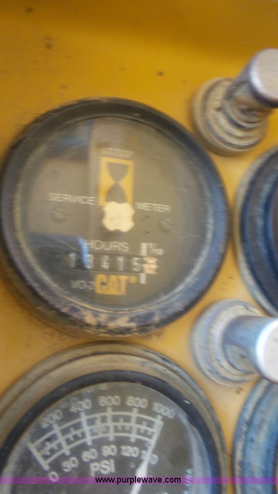 image for item L2021 1993 Caterpillar 120G motor grader