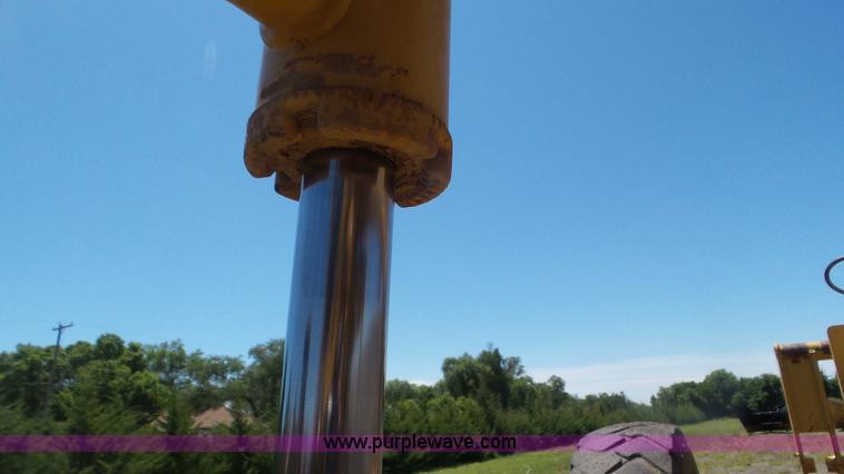 image for item L2021 1993 Caterpillar 120G motor grader