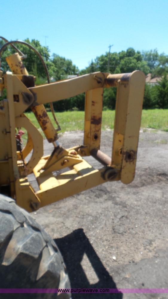 image for item L2021 1993 Caterpillar 120G motor grader