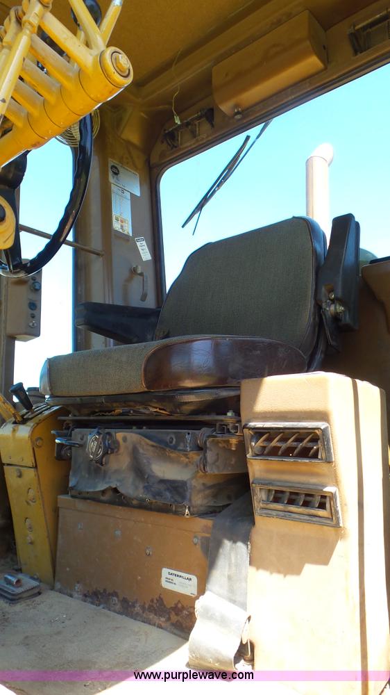 image for item L2022 1994 Caterpillar 120G motor grader