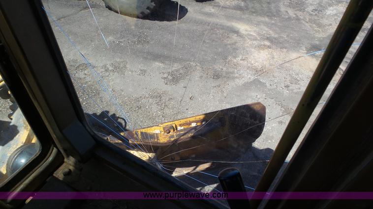 image for item L2022 1994 Caterpillar 120G motor grader