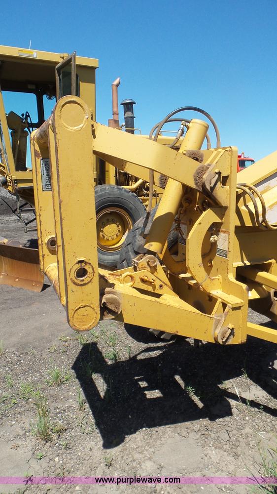 image for item L2022 1994 Caterpillar 120G motor grader