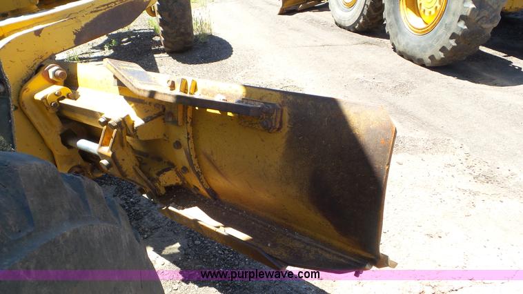 image for item L2022 1994 Caterpillar 120G motor grader
