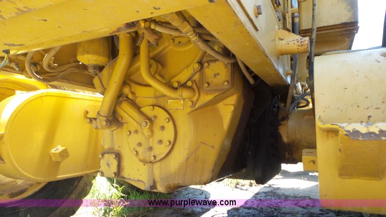 image for item L2022 1994 Caterpillar 120G motor grader