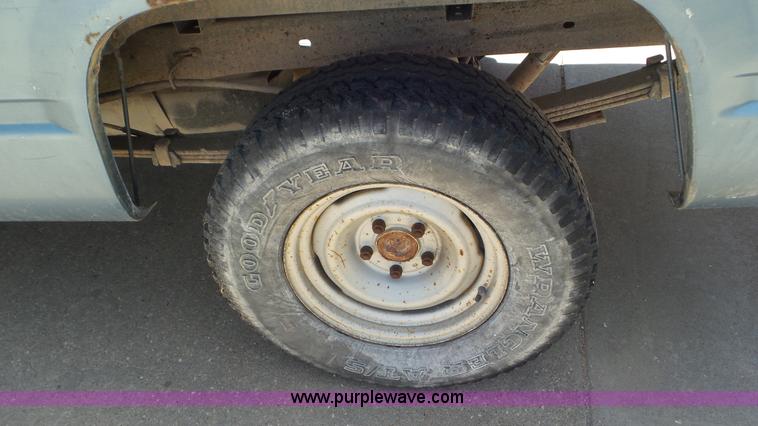 image for item L2050 1988 Chevrolet 1500 pickup truck