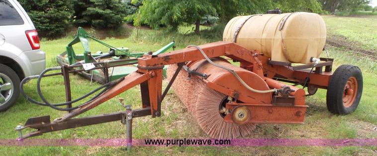 image for item L2063 Standard Steel broom