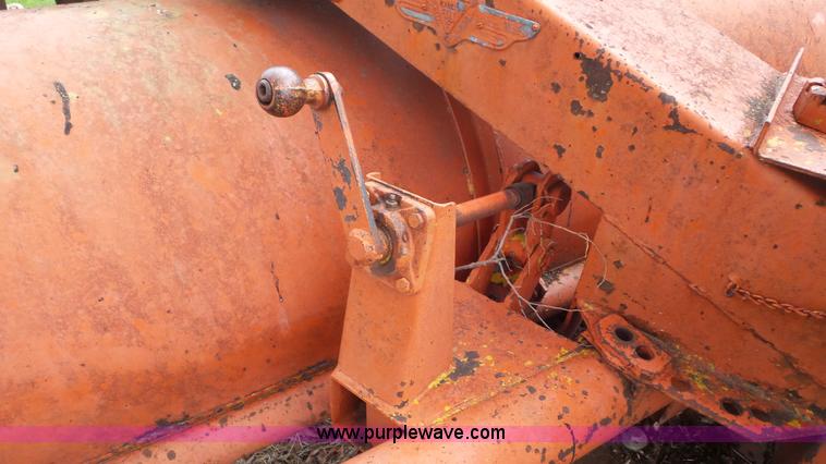 image for item L2063 Standard Steel broom