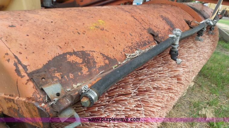 image for item L2063 Standard Steel broom