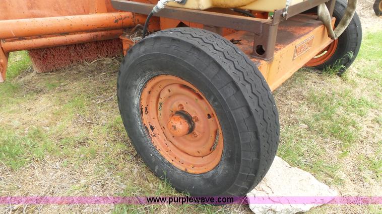 image for item L2063 Standard Steel broom