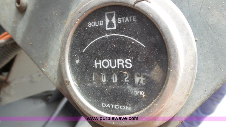 image for item L2064 1993 Heckendorn 88906 lawn mower