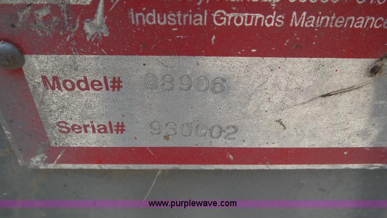 image for item L2064 1993 Heckendorn 88906 lawn mower