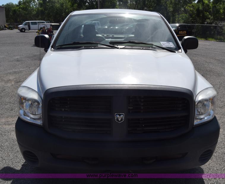 image for item L3834 2007 Dodge Ram 1500 Quad Cab pickup truck