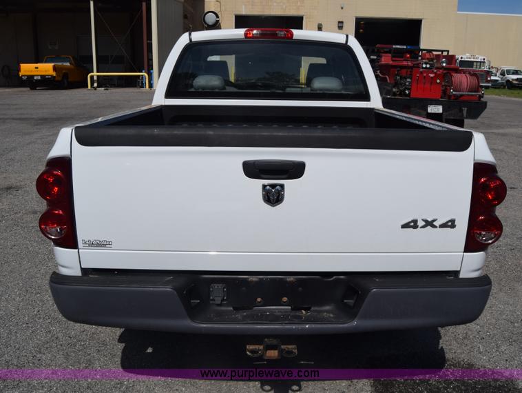 image for item L3834 2007 Dodge Ram 1500 Quad Cab pickup truck