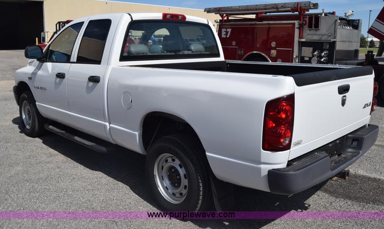 image for item L3834 2007 Dodge Ram 1500 Quad Cab pickup truck
