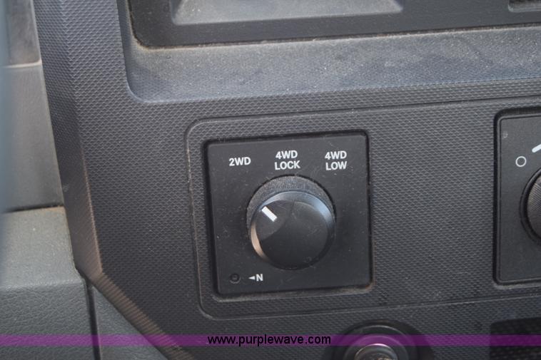 image for item L3834 2007 Dodge Ram 1500 Quad Cab pickup truck