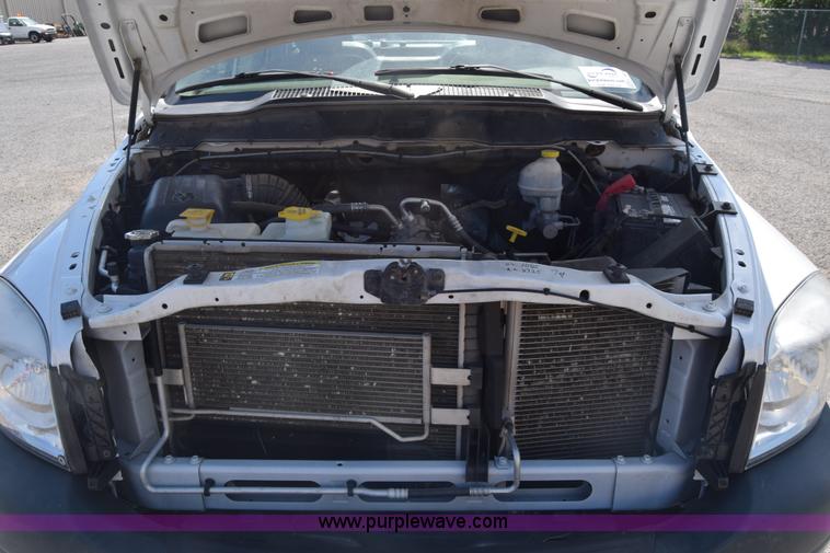 image for item L3834 2007 Dodge Ram 1500 Quad Cab pickup truck