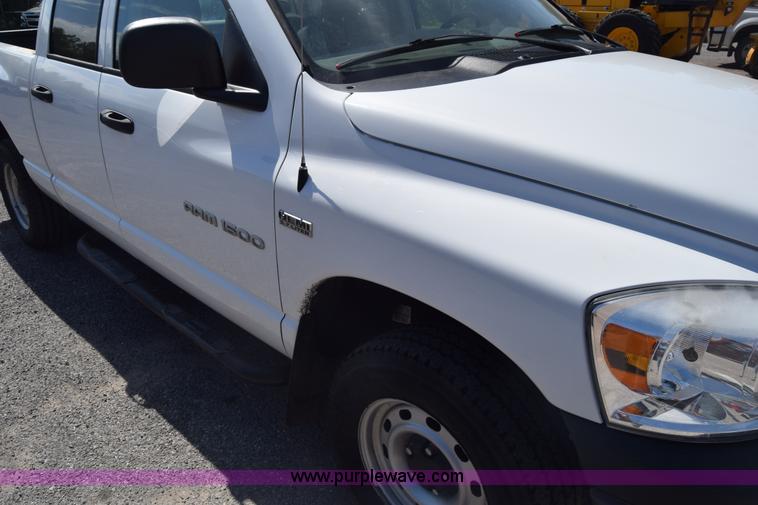 image for item L3834 2007 Dodge Ram 1500 Quad Cab pickup truck