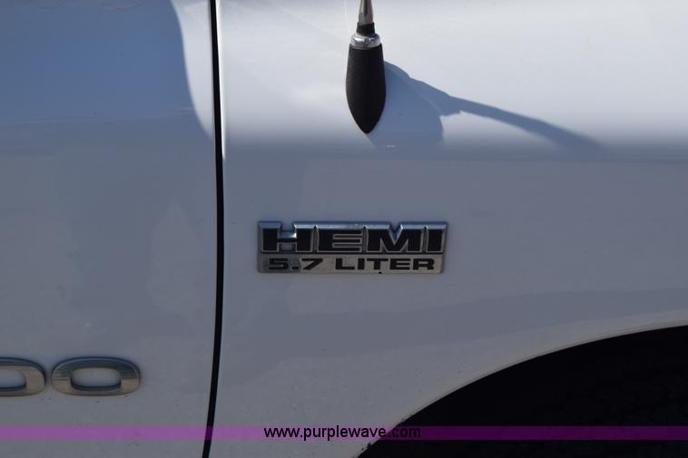 image for item L3834 2007 Dodge Ram 1500 Quad Cab pickup truck