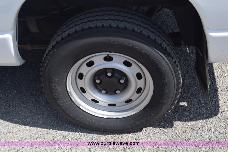 image for item L3834 2007 Dodge Ram 1500 Quad Cab pickup truck