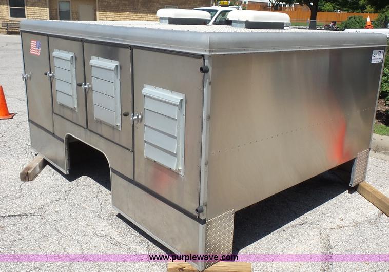 image for item L4798 Deerskin animal control bed