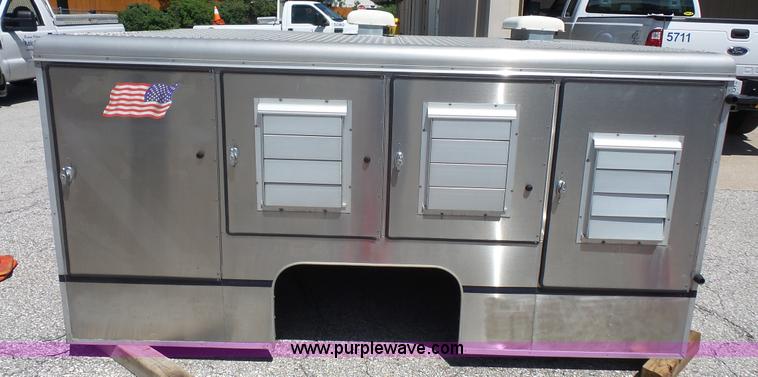 image for item L4798 Deerskin animal control bed