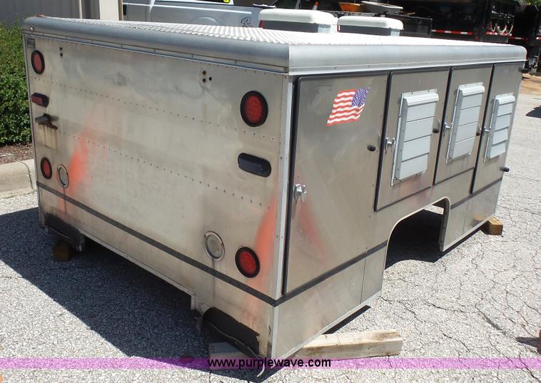 image for item L4798 Deerskin animal control bed