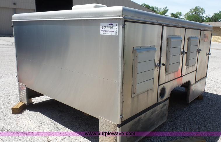 image for item L4798 Deerskin animal control bed